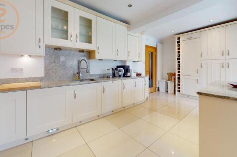 Kitchen (2)