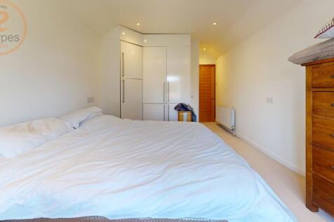 Bedroom (6)