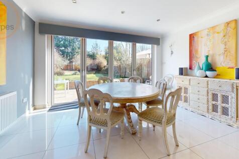 Dining-Room (1)