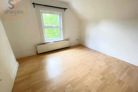 1. bedroom.jpeg