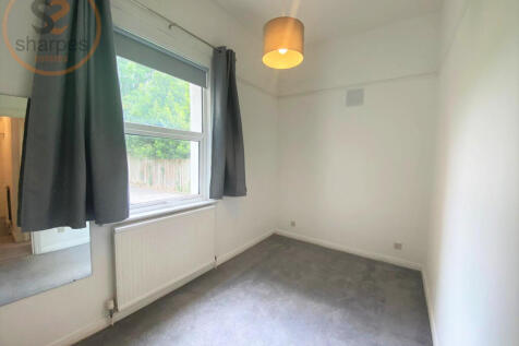 4 bedroom