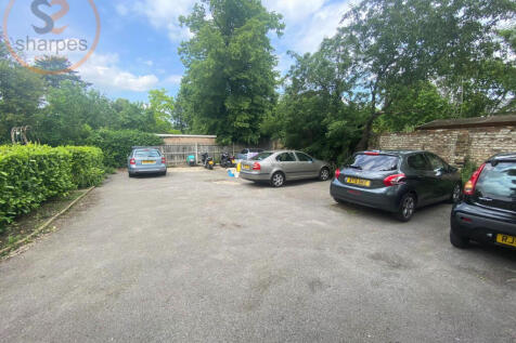8 parking