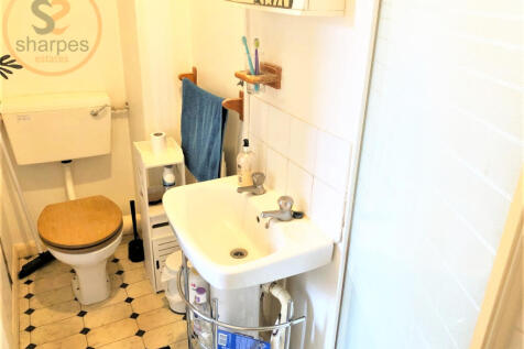 bathroom.jpeg