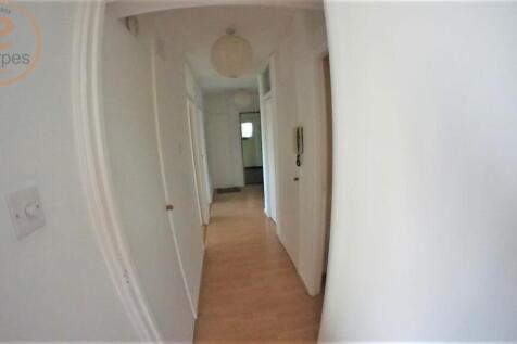 7. Hall.jpeg