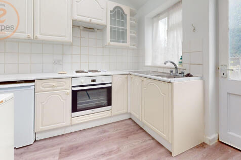 14-Beech-Grove-Kitchen