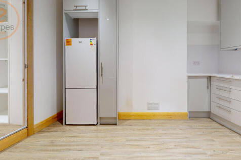 458-Kingston-Road-Kitchen