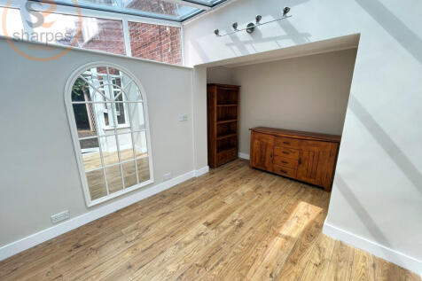 14. living room.jpeg