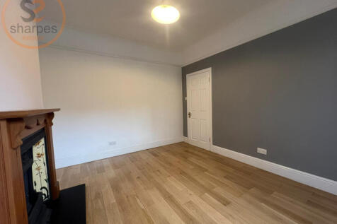 WhatsApp Image 2025-11-05 at 15.07.49 (1).jpeg