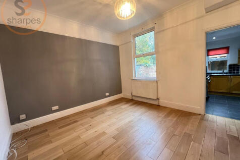 WhatsApp Image 2025-11-05 at 15.07.49 (2).jpeg