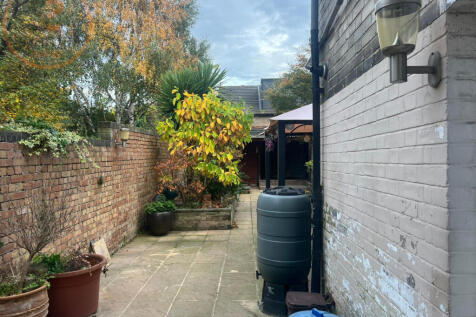 WhatsApp Image 2025-11-05 at 15.07.50 (3).jpeg