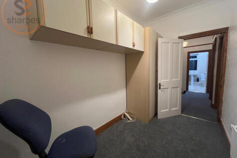 WhatsApp Image 2025-11-25 at 20.51.04.jpeg