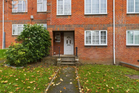 CAM03524G0-PR0054-STILL006