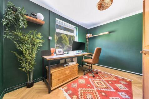 Study/bedroom