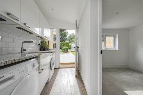 Photo Sep 29 2025, 1 55 49 PM.jpg