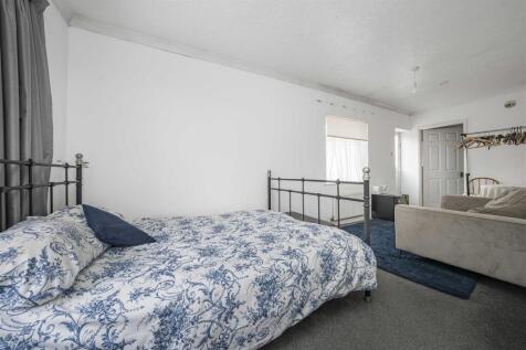 Photo Oct 10 2025, 2 57 03 PM.jpg