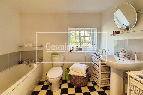 Property Image 9