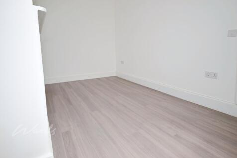 ingle bedroom 2