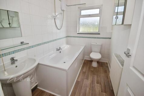 junction bathroom 