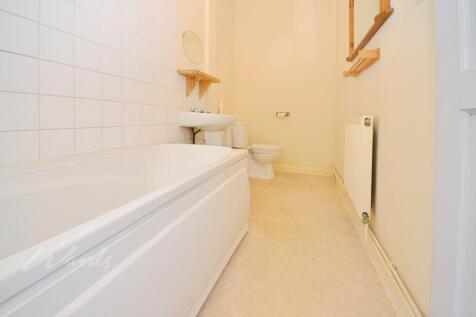 avery bathroom