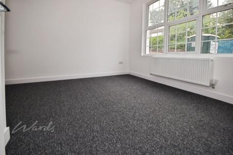 flat 3 bed 1 