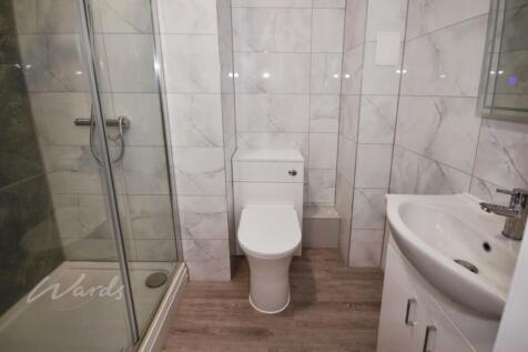 flat 3 shower room