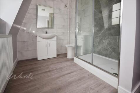 flat 4 shower