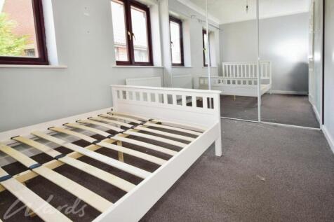 elford bedroom