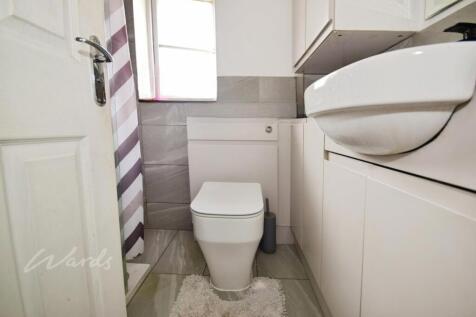 windsor shower room