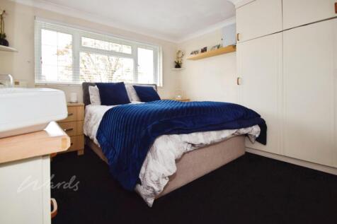 wainscott bed 1