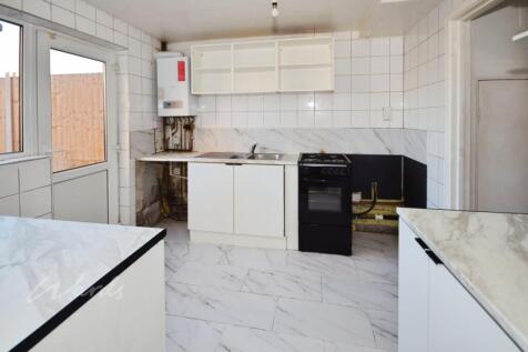 ryde close kitchen 1