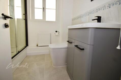 woodlark ensuite
