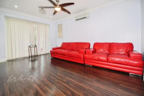 elaine lounge