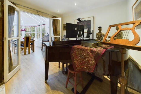 Property Image 17