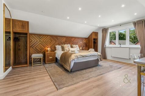 Llys Illtern, Capel Llanilltern, Hern Crabtree (27