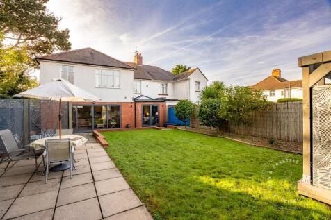 Fairwater Road, Llandaff, herncrabtree (10).jpg