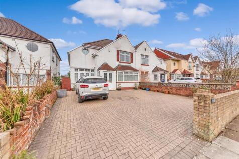Pwllmelin_Road-27.jpg