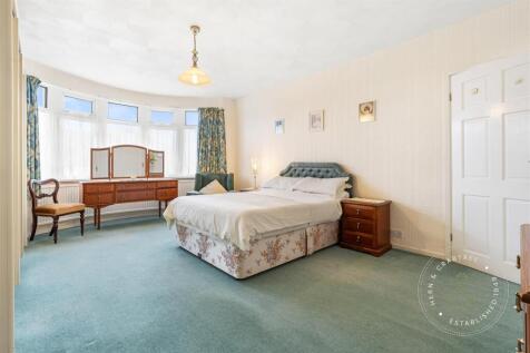 West Orchard Crescent, Hern Crabtree (26).jpg
