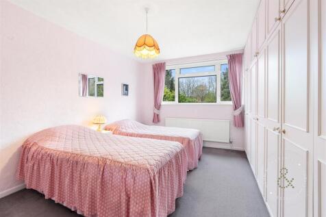 West Orchard Crescent, Hern Crabtree (21).jpg