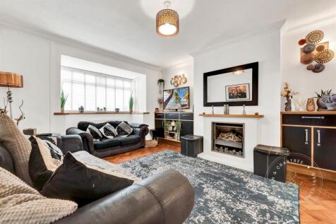 Brundall-Crescent-16.jpg