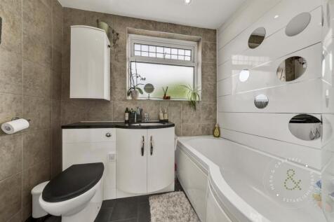 Brundall-Crescent-12.jpg
