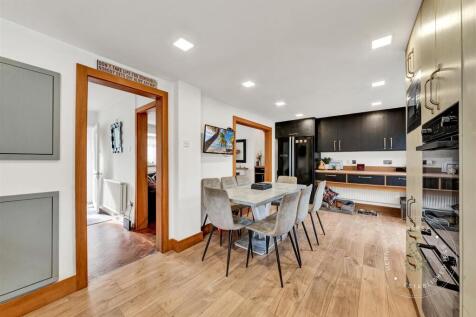 Brundall-Crescent-22.jpg