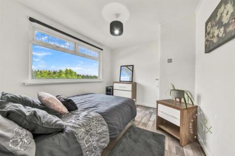 Brundall-Crescent-04.jpg