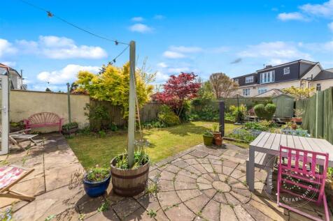 Kelston-Place-28.jpg