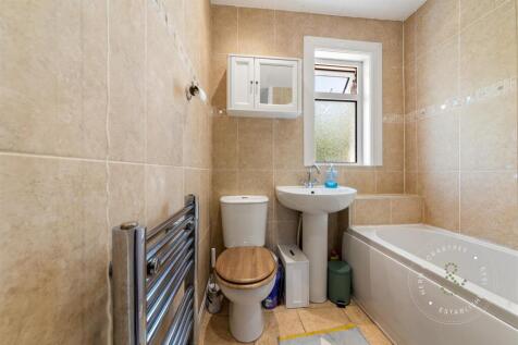 Fairwater-Grove-West-06.jpg