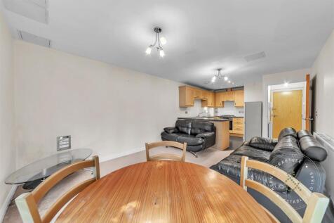 Clive-Hall-Court-17.jpg