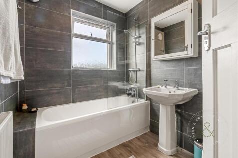 Bwlch Road, Fairwater, Hern Crabtree (32).jpg