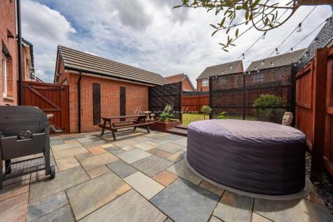 Gwern Close, St Lythans Park, HernCrabtree (13).jp