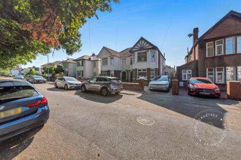 Vaughan-Avenue-37.jpg