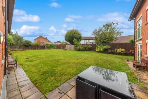 Woodley-Court-20.jpg