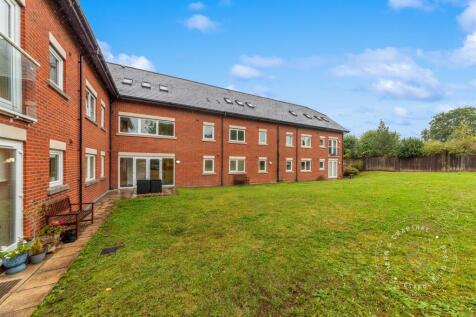 Woodley-Court-21.jpg